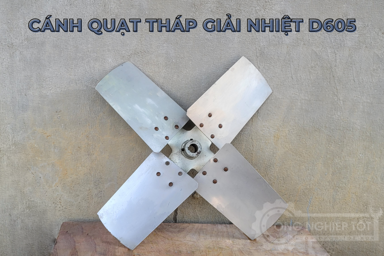 Ảnh cánh quạt inox D605 tháp giải nhiệt chụp bởi congnghieptot.vn